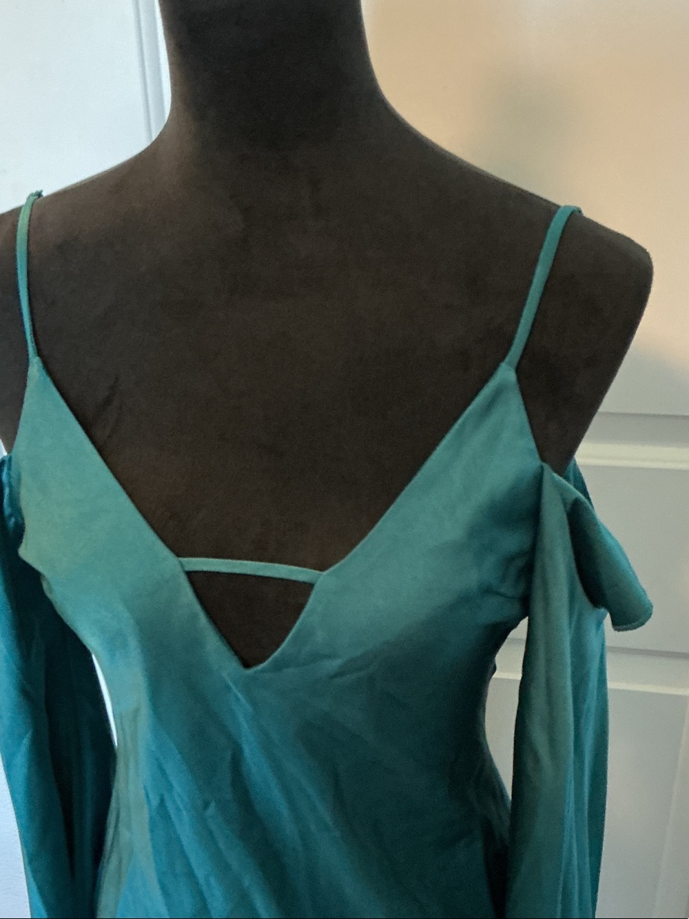 ASOS DESIGN long sleeve fallen shoulder Cami maxi dress 4 NWT Teal Blue - Picture 7 of 14